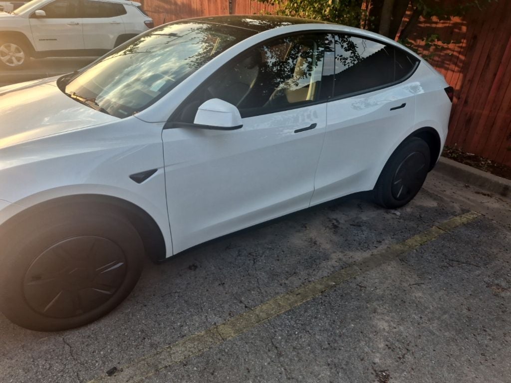 2026 Tesla Model Y Base