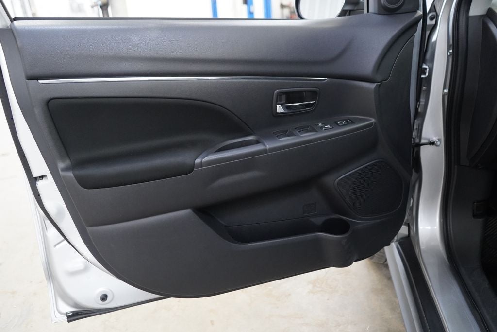 2025 Mitsubishi Outlander Sport 2.0 ES