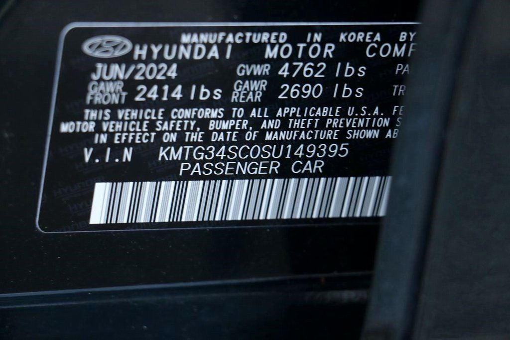 2025 Genesis G70 2.5T