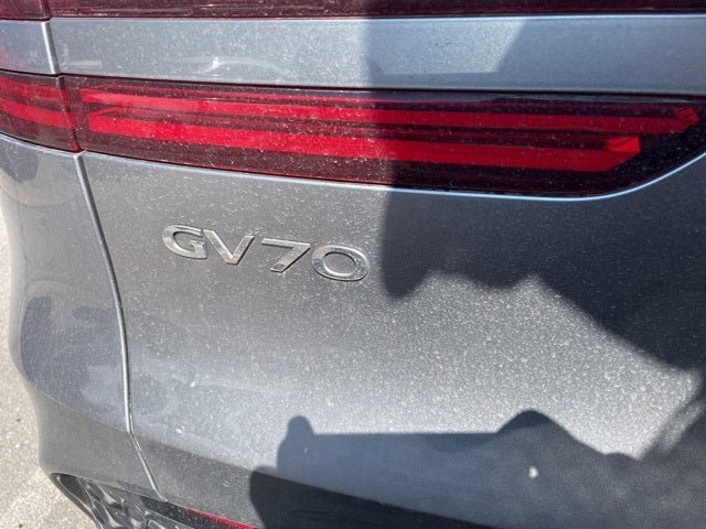 2023 Genesis GV70 2.5T