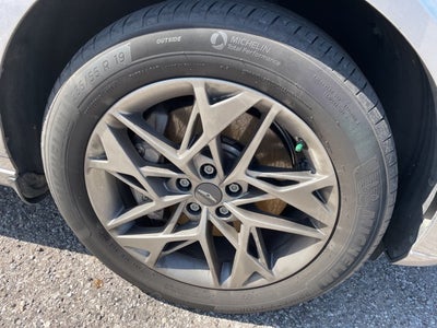 2023 Genesis GV70 2.5T