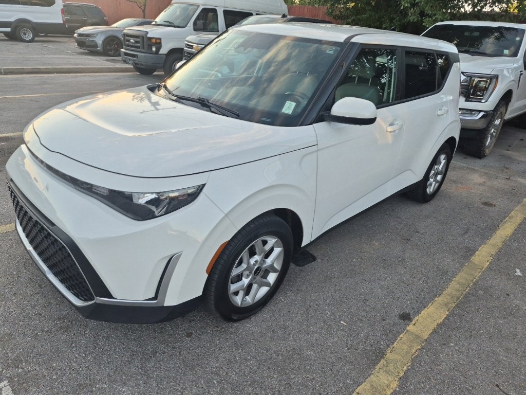 2024 Kia Soul LX