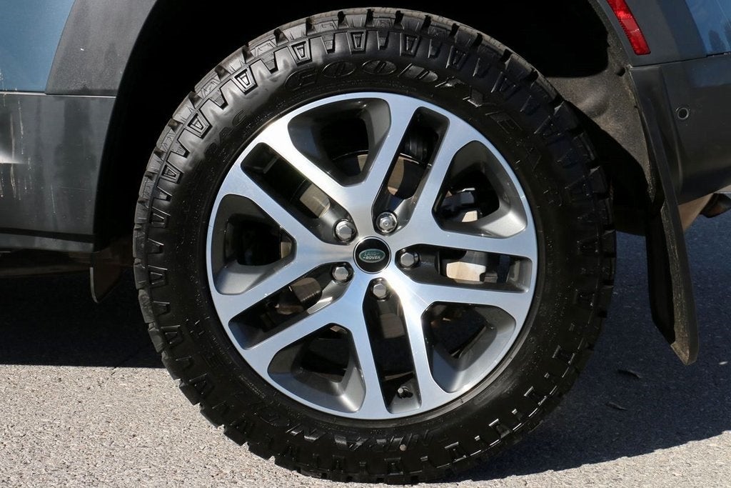 2023 Land Rover Defender 110 S