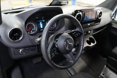 2025 Mercedes-Benz Sprinter 2500 Passenger 144 WB