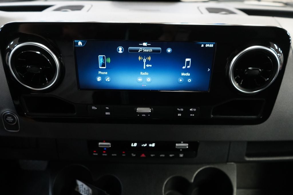 2025 Mercedes-Benz Sprinter 2500 Passenger 144 WB
