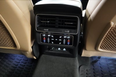 2022 Audi Q8 55 Prestige quattro