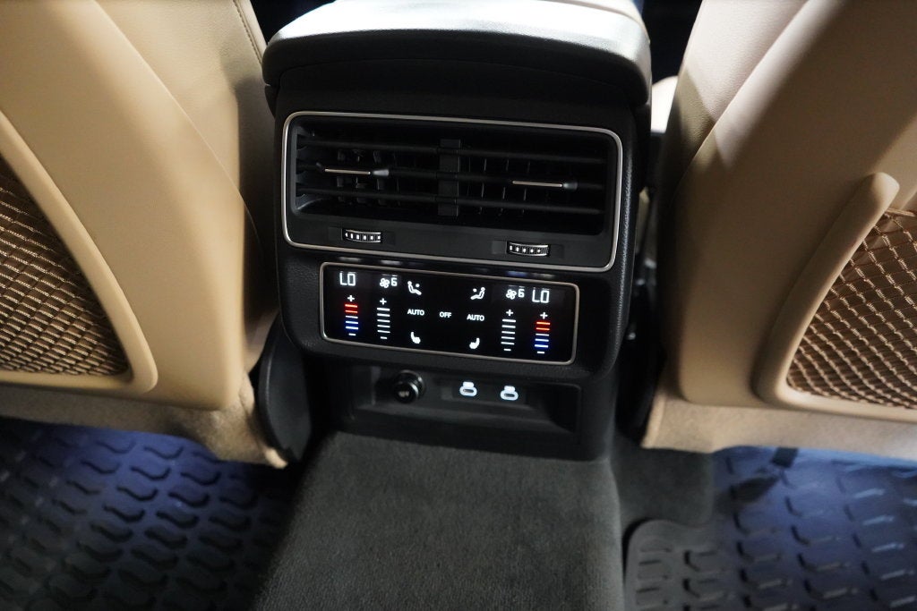 2022 Audi Q8 55 Prestige quattro