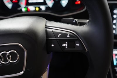2022 Audi Q8 55 Prestige quattro