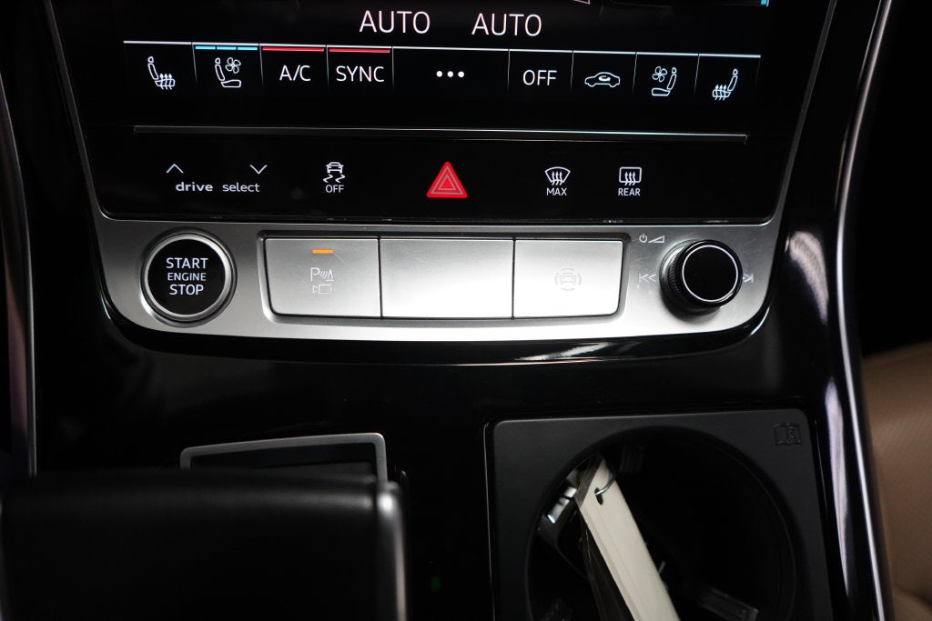 2022 Audi Q8 55 Prestige quattro