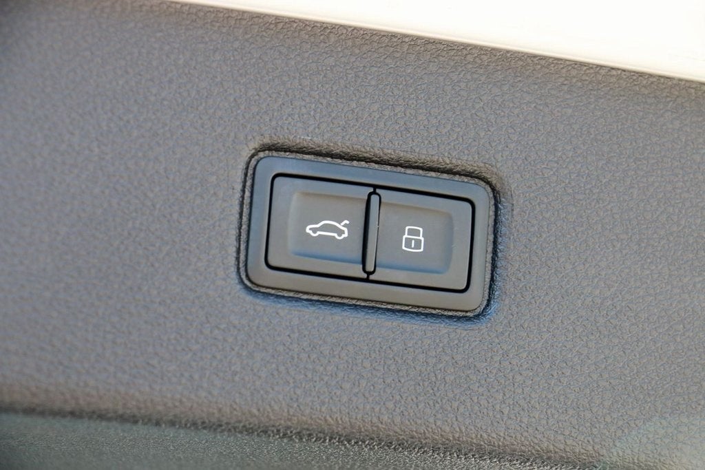 2025 Audi Q7 55 Premium Plus quattro