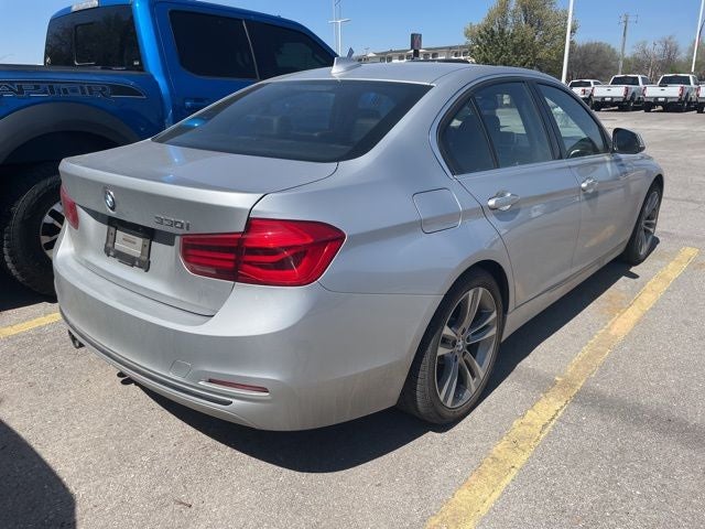 2018 BMW 3 Series 330i