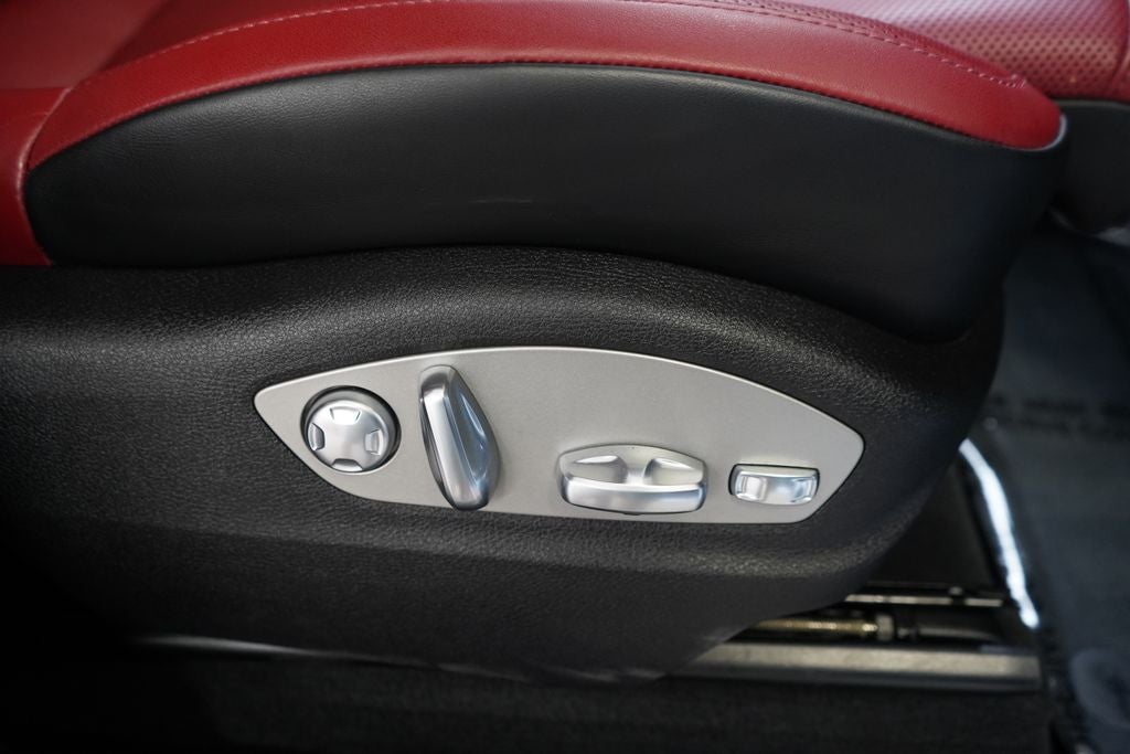 2024 Porsche Macan S