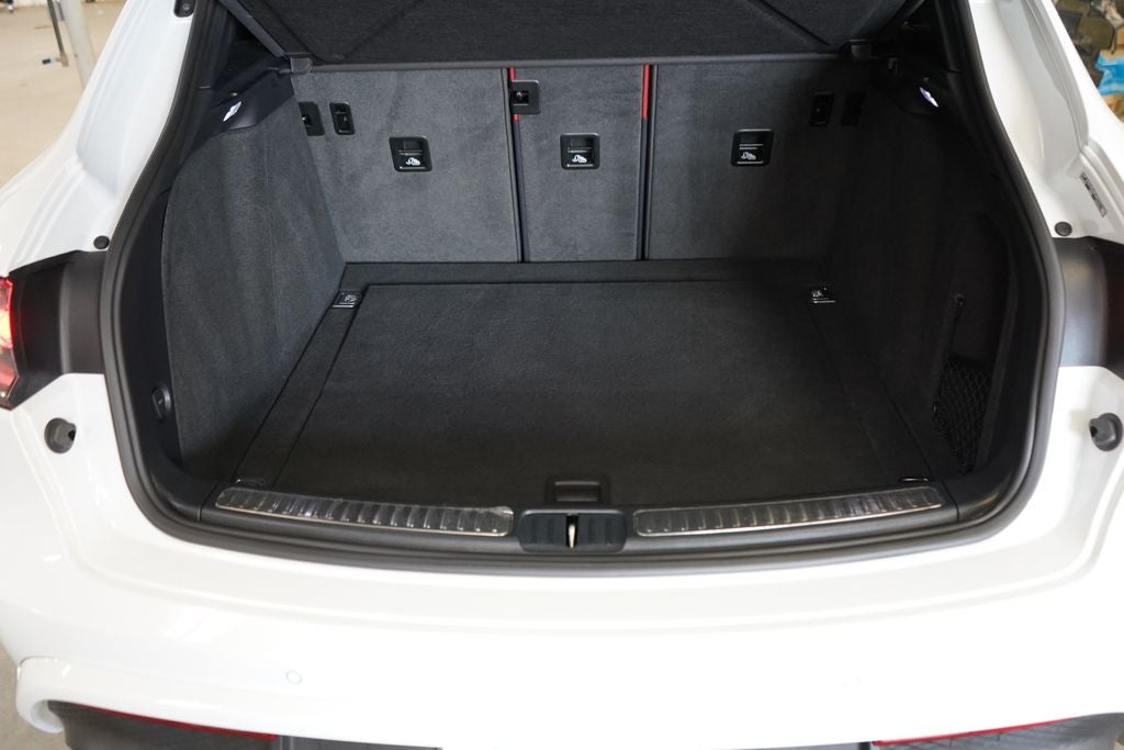 2024 Porsche Macan S