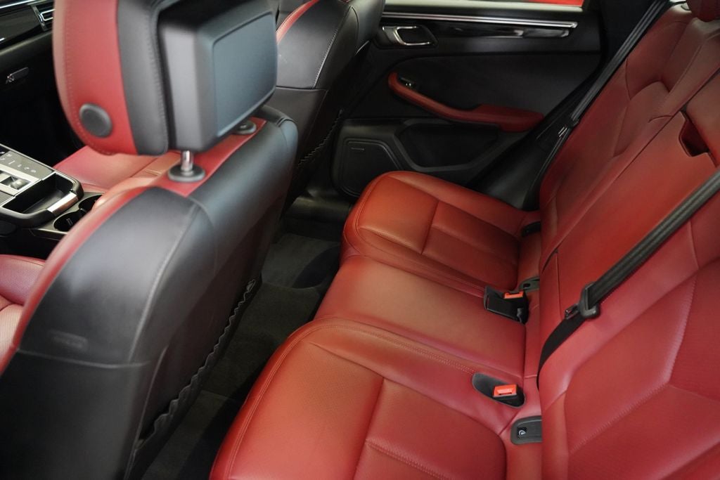 2024 Porsche Macan S