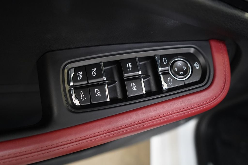 2024 Porsche Macan S