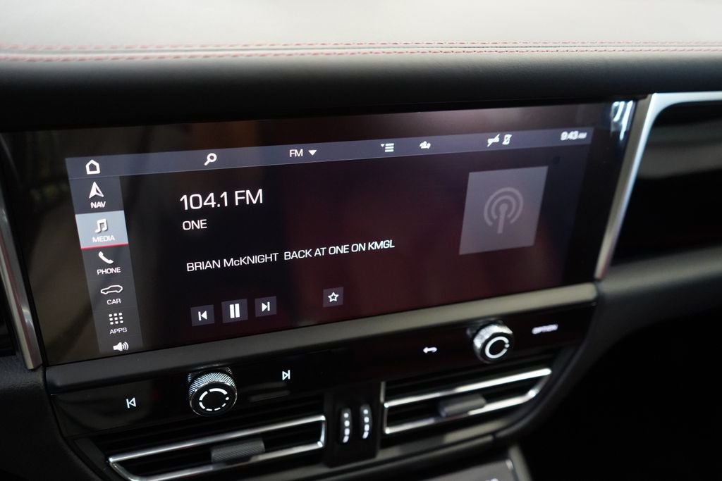 2024 Porsche Macan S