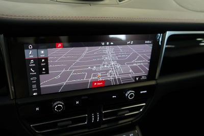 2024 Porsche Macan S