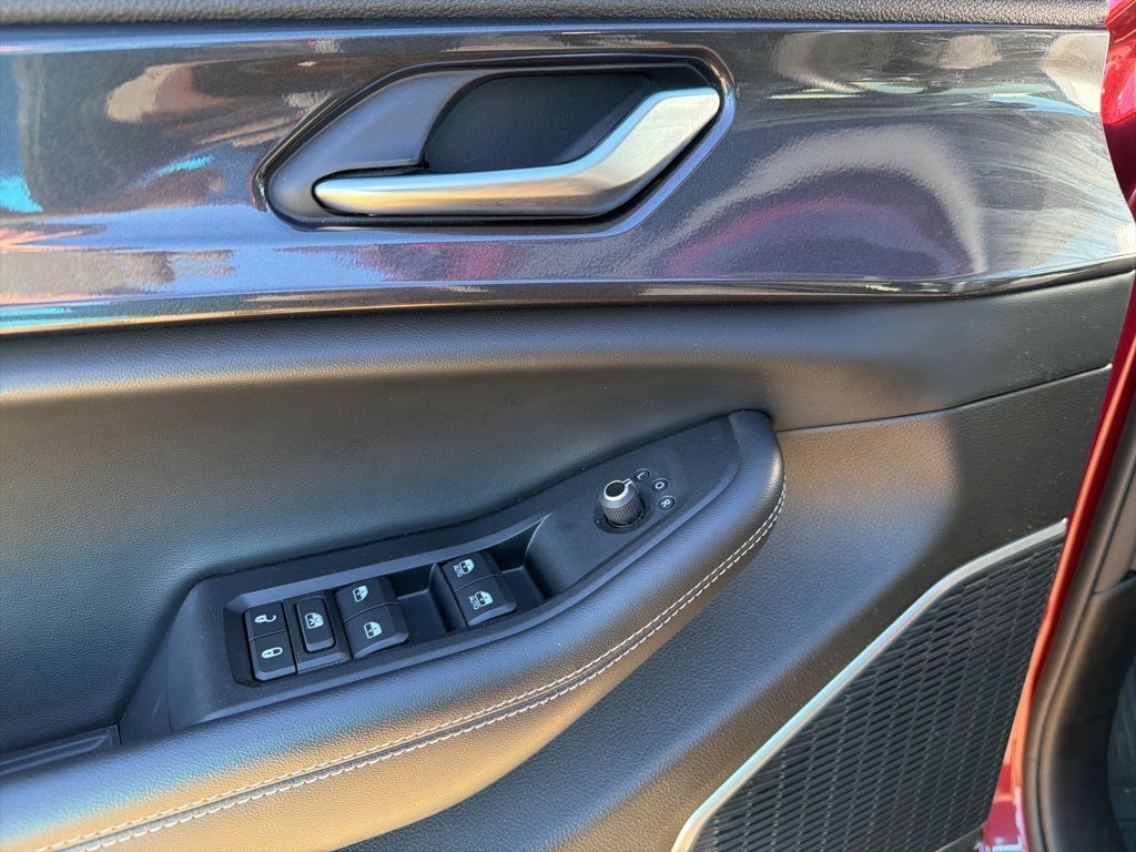 2021 Jeep Grand Cherokee L Laredo