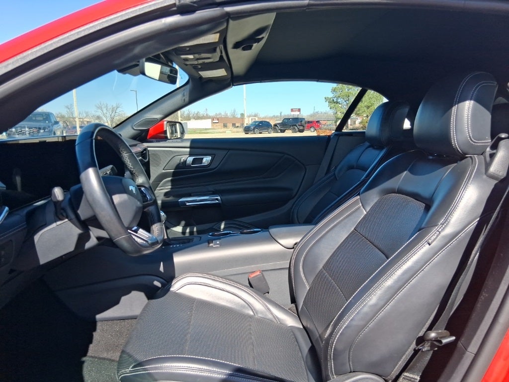 2025 Ford Mustang EcoBoost Premium