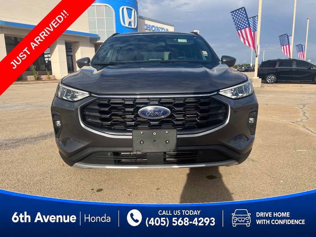 2025 Ford Escape ST-Line Select