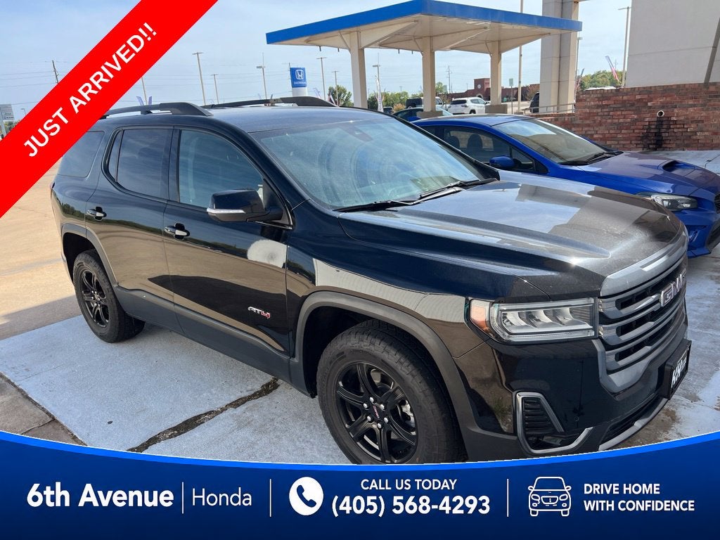 2023 GMC Acadia AT4