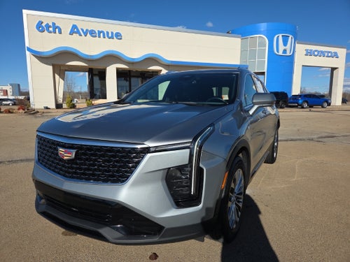 2025 Cadillac XT4 Premium Luxury