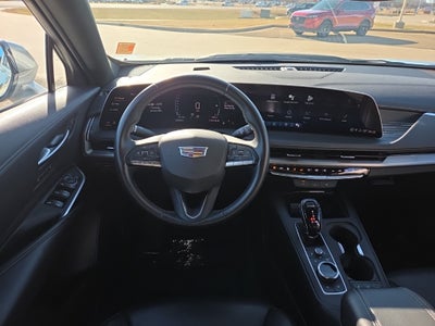 2025 Cadillac XT4 Premium Luxury