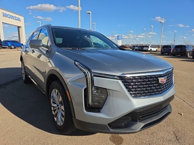 2025 Cadillac XT4 Premium Luxury