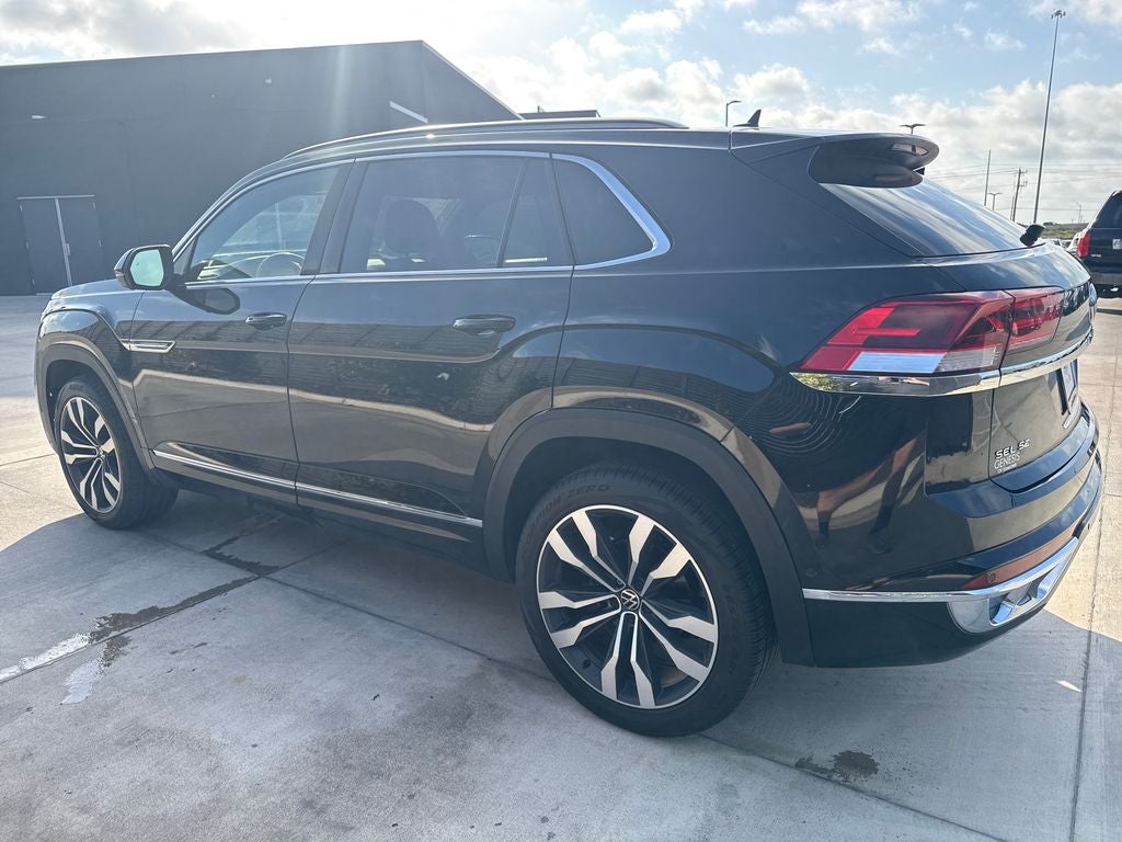 2022 Volkswagen Atlas Cross Sport 3.6L V6 SEL Premium R-Line
