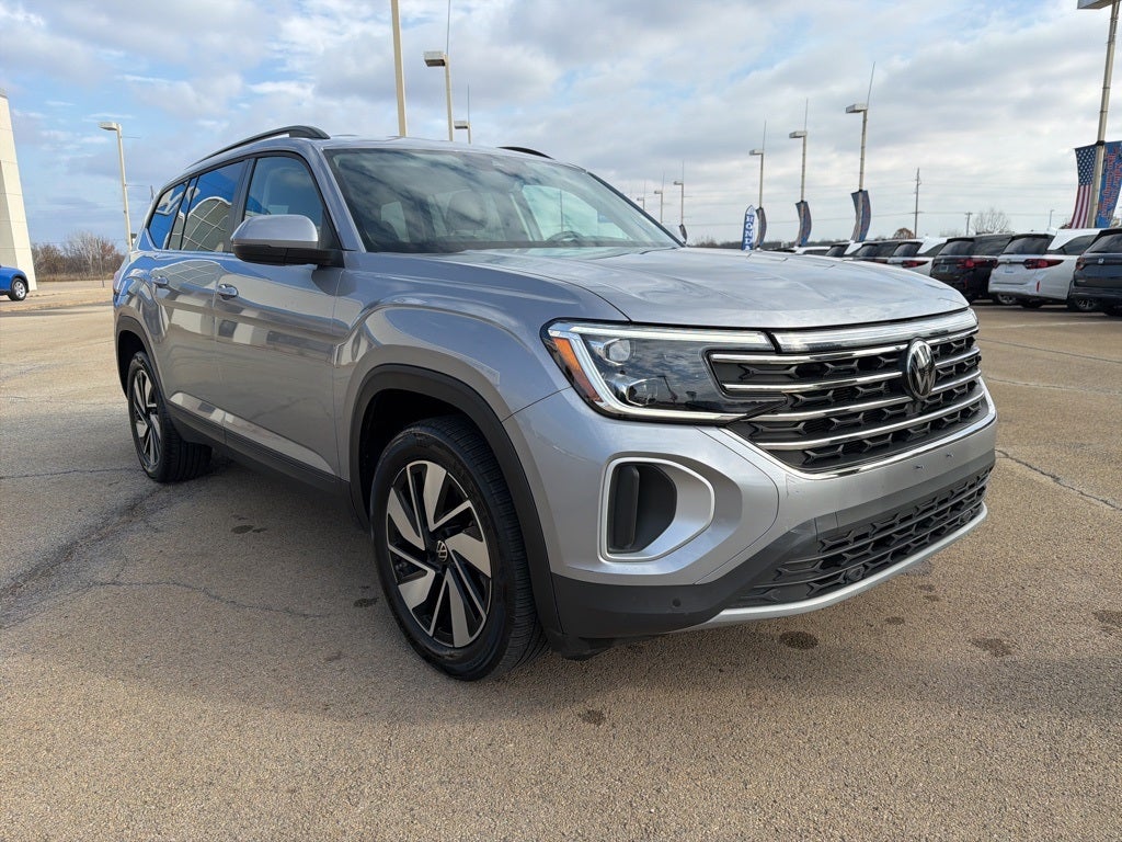 2025 Volkswagen Atlas 2.0T SE w/Technology