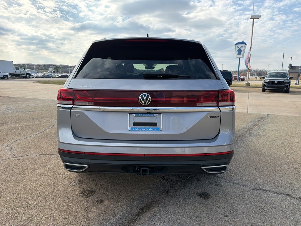 2025 Volkswagen Atlas 2.0T SE w/Technology