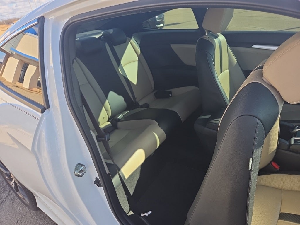 2017 Honda Civic Touring