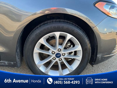 2020 Ford Fusion SE