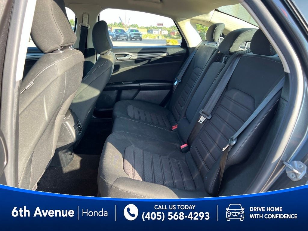 2020 Ford Fusion SE