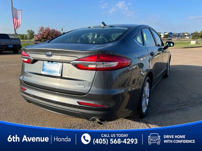 2020 Ford Fusion SE