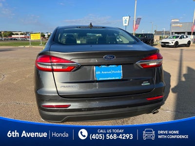 2020 Ford Fusion SE