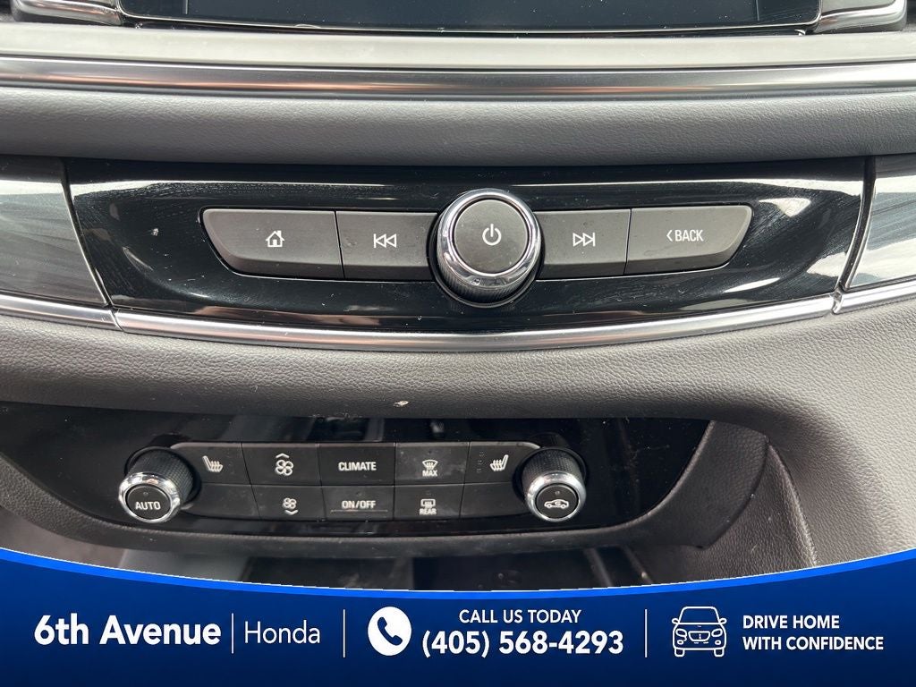 2023 Buick Enclave Essence
