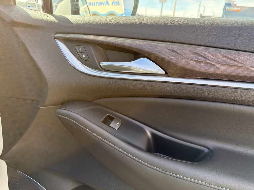 2022 Buick Enclave Avenir