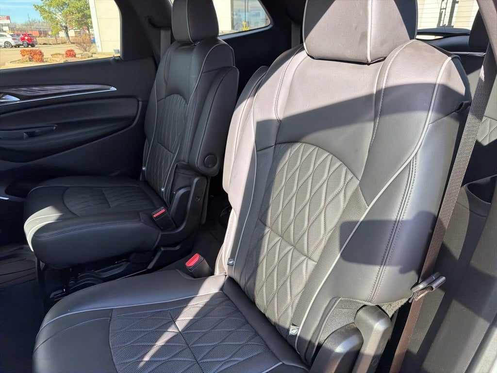 2022 Buick Enclave Avenir