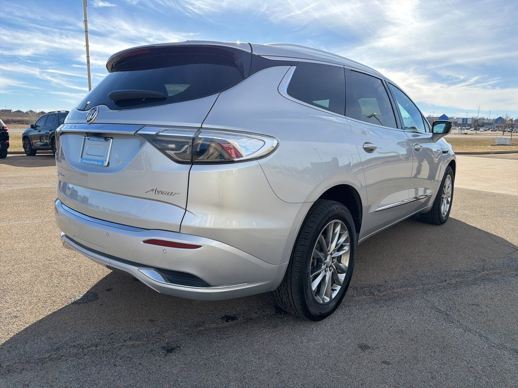 2022 Buick Enclave Avenir