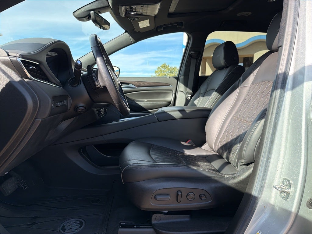 2022 Buick Enclave Avenir