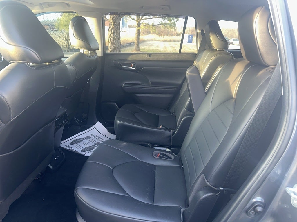 2020 Toyota Highlander Hybrid XLE