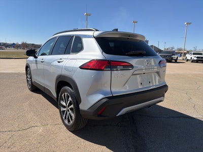 2025 Toyota Corolla Cross XLE
