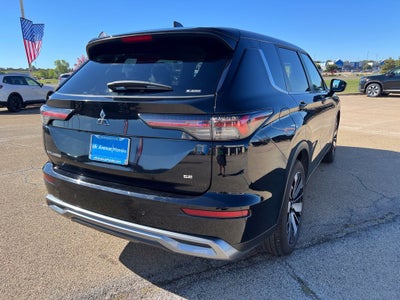 2025 Mitsubishi Outlander SE