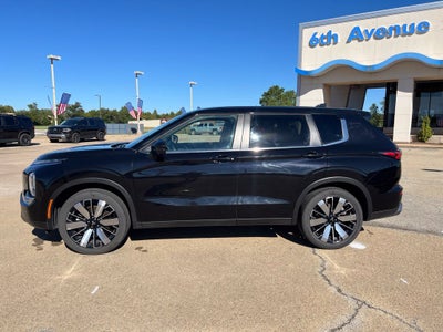 2025 Mitsubishi Outlander SE