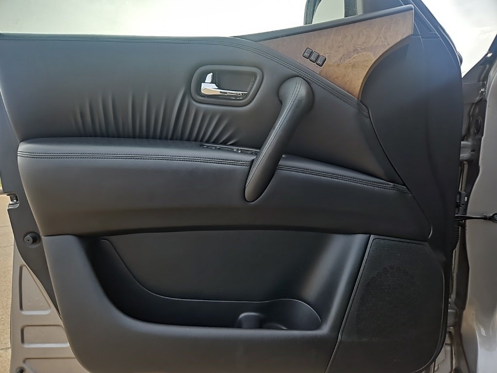 2014 INFINITI QX80 Base