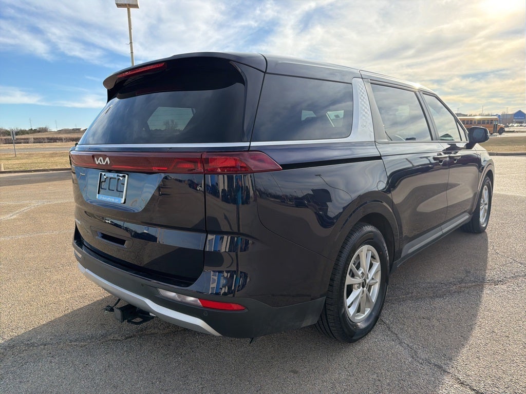 2024 Kia Carnival LX