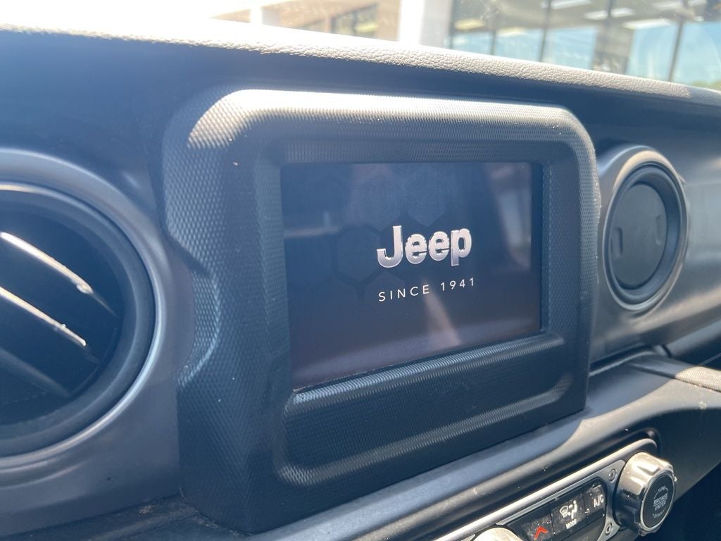 2022 Jeep Wrangler Willys 4x4