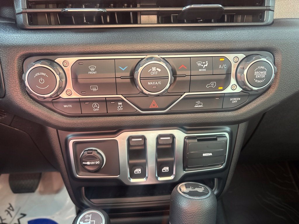 2027 Jeep Wrangler WRANGLER 2-DOOR SPORT S