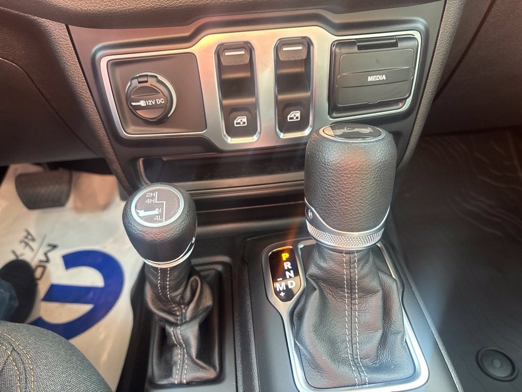 2027 Jeep Wrangler WRANGLER 2-DOOR SPORT S